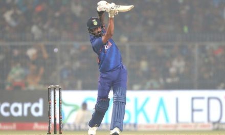 2nd ODI: Calm Rahul takes India to hard-fought win over Sri Lanka after Kuldeep, Siraj shine