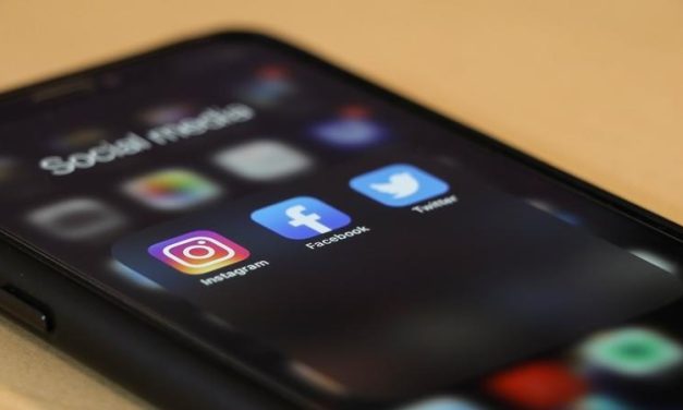 Australian consumer watchdog launches crackdown on misleading social media influencers