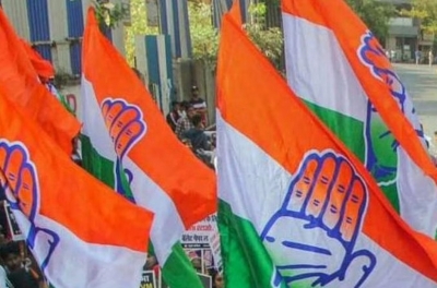 Opinion poll projects Congress majority in Karnataka