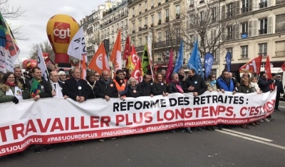 Over 1 mn protest against pension reform in France