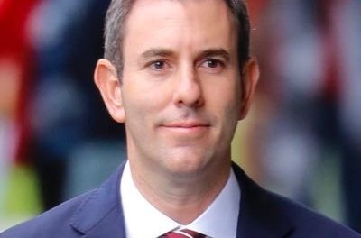 Aus Treasurer hosts roundtable on path to becoming renewable energy superpower