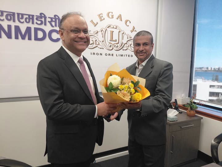 High Commissioner visits Legacy Iron Ore in Perth